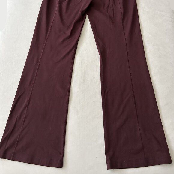 Lululemon Athletica Women's Marled Burgundy Waistband Burgundy Flare Pant 12Tall - Picture 7 of 8